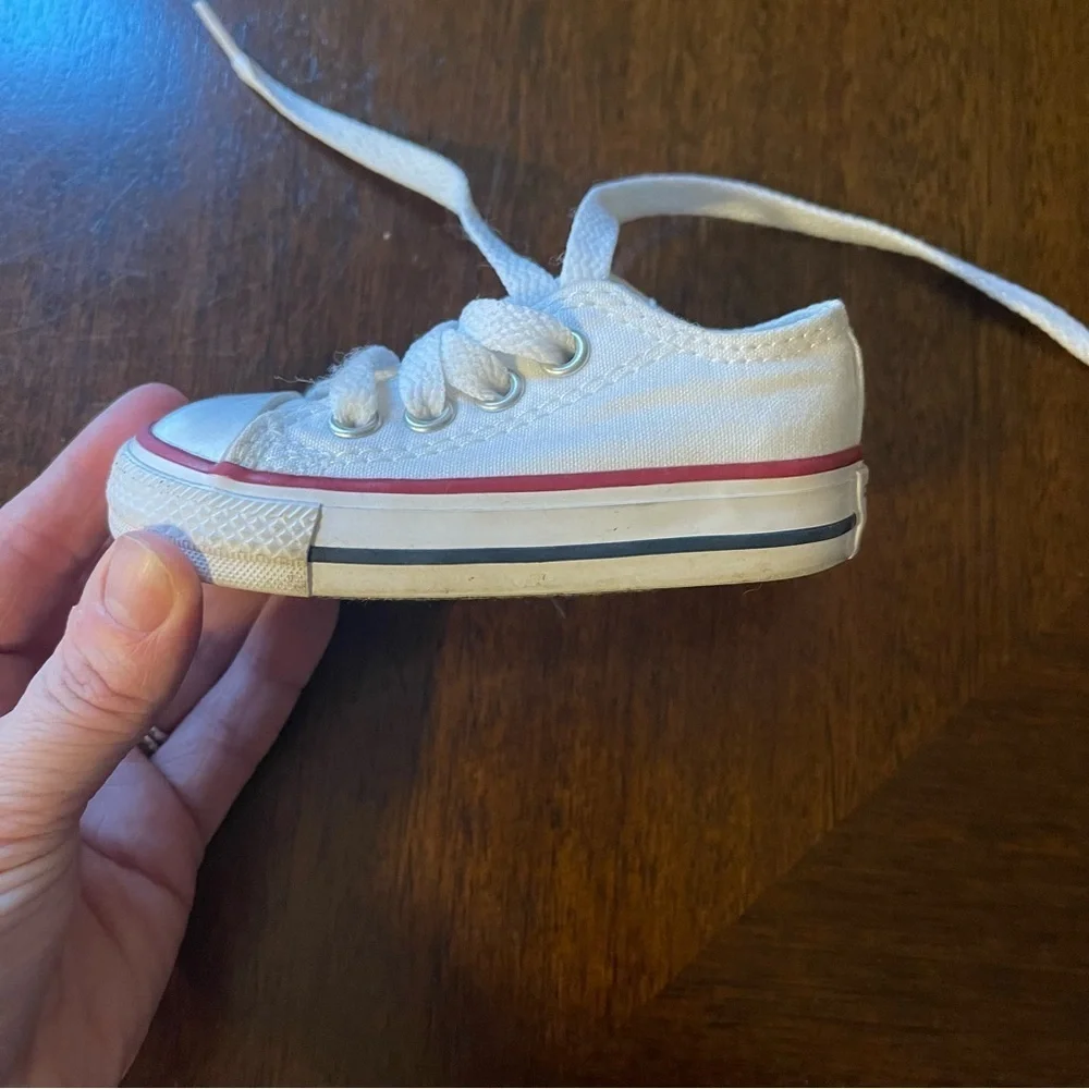 Converse | Chuck Taylor All-Stars | size